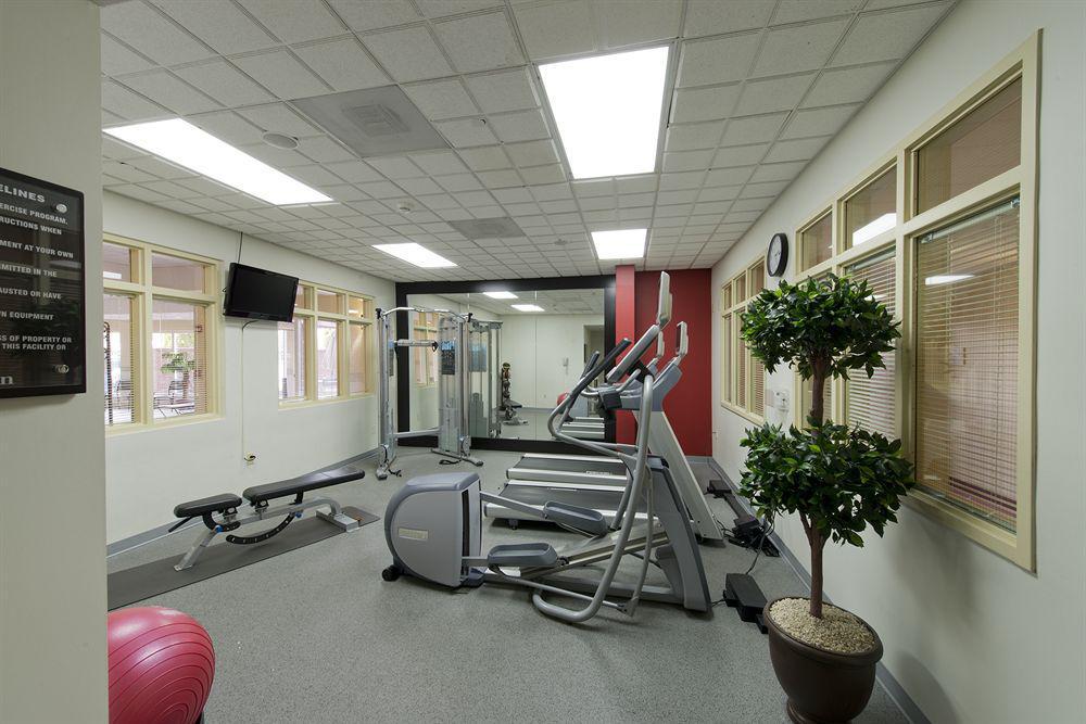 Hilton Garden Inn Тупело Екстериор снимка