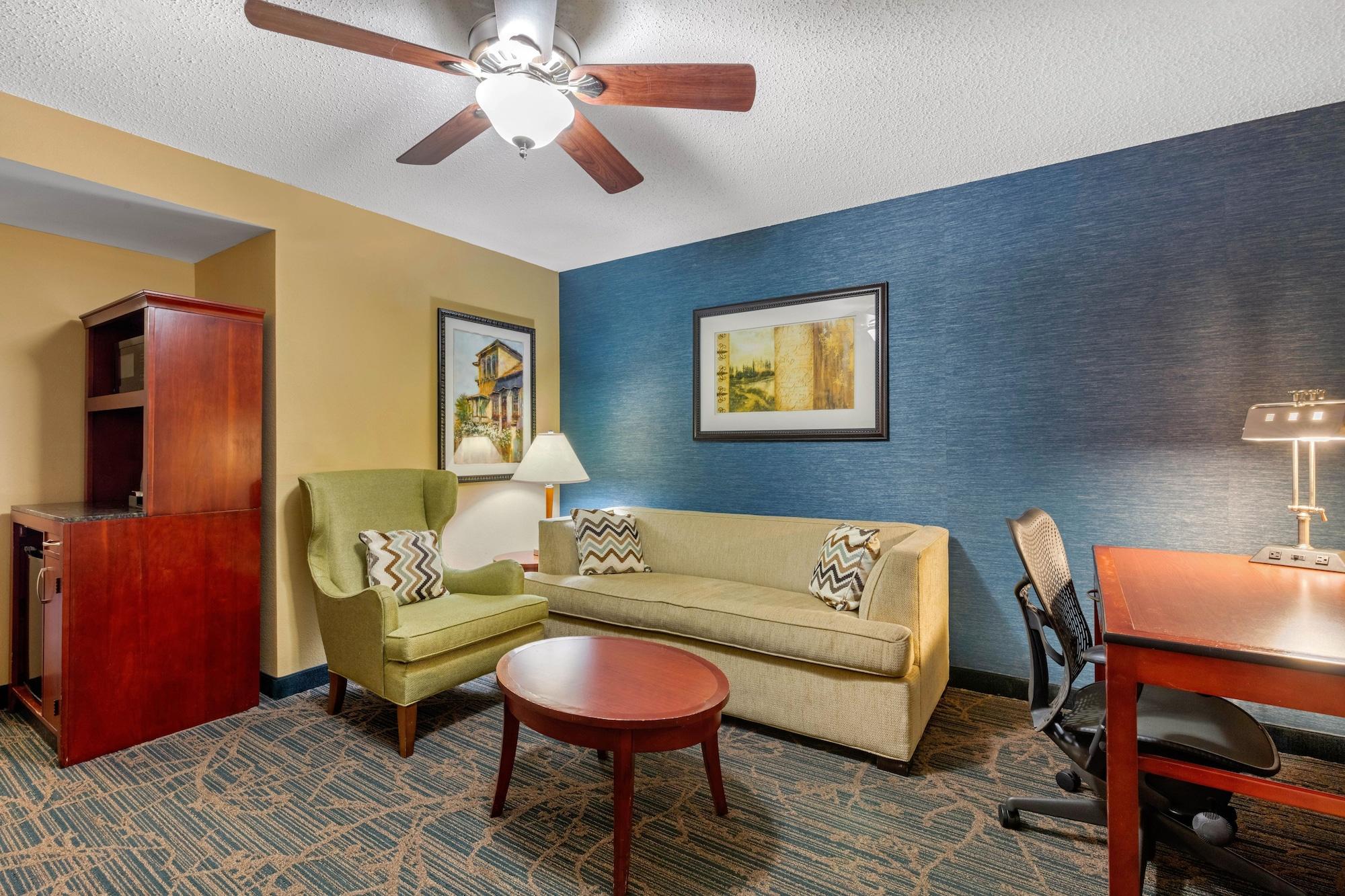 Hilton Garden Inn Тупело Екстериор снимка