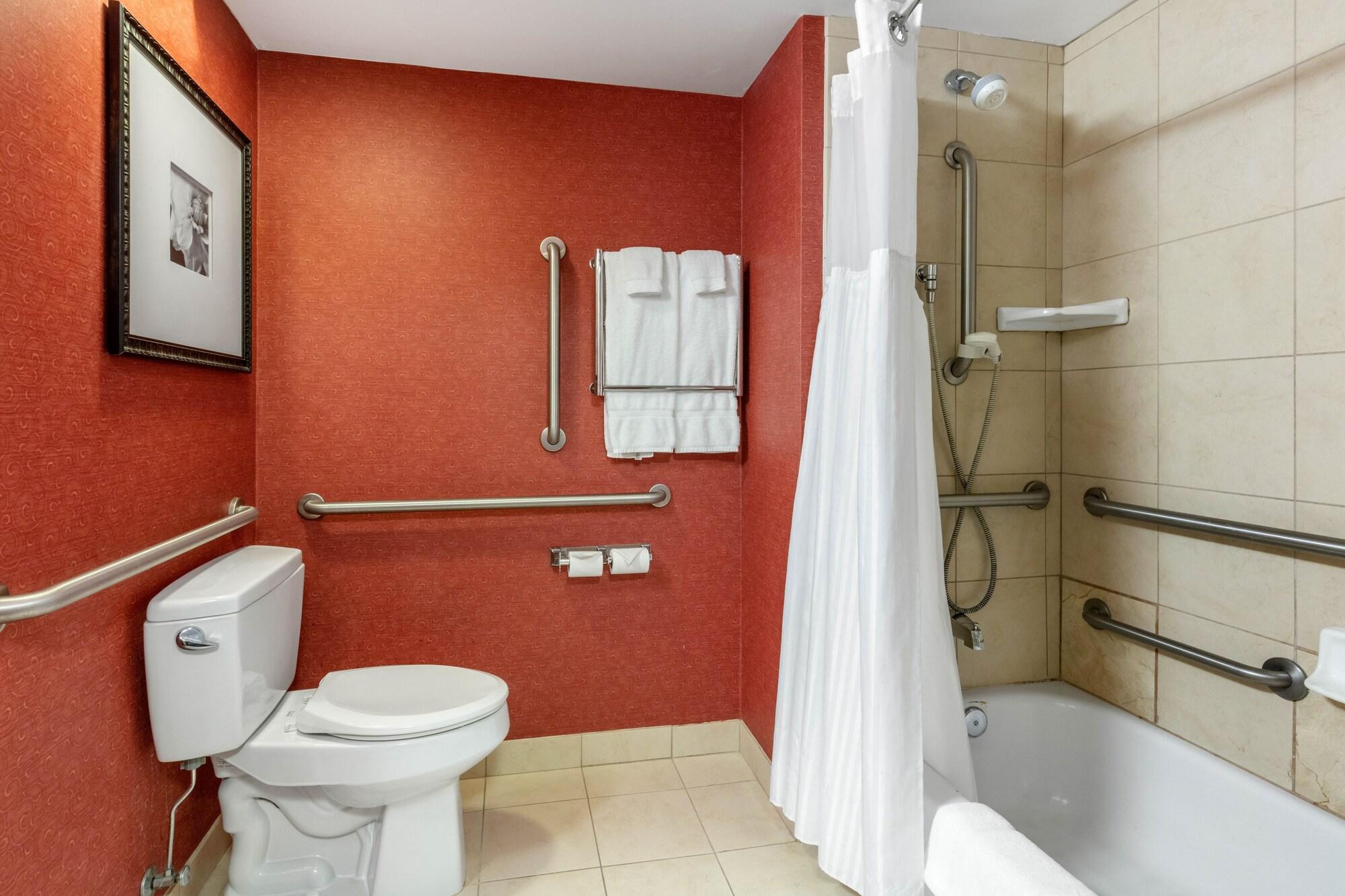 Hilton Garden Inn Тупело Екстериор снимка