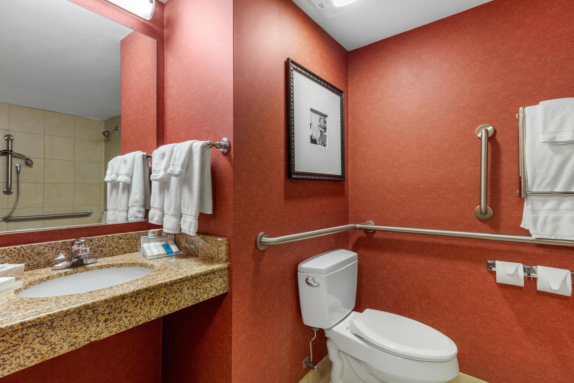 Hilton Garden Inn Тупело Екстериор снимка