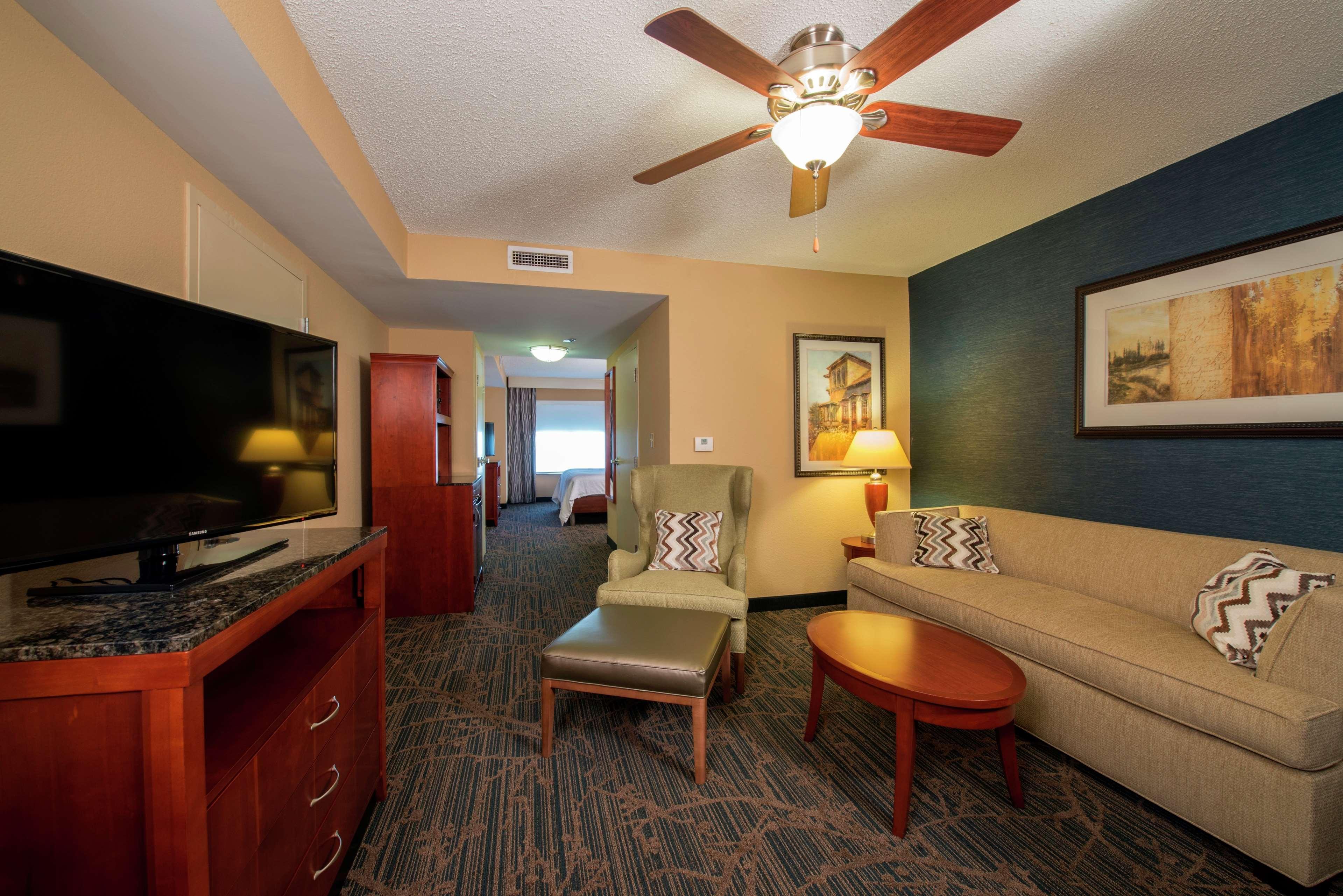 Hilton Garden Inn Тупело Екстериор снимка
