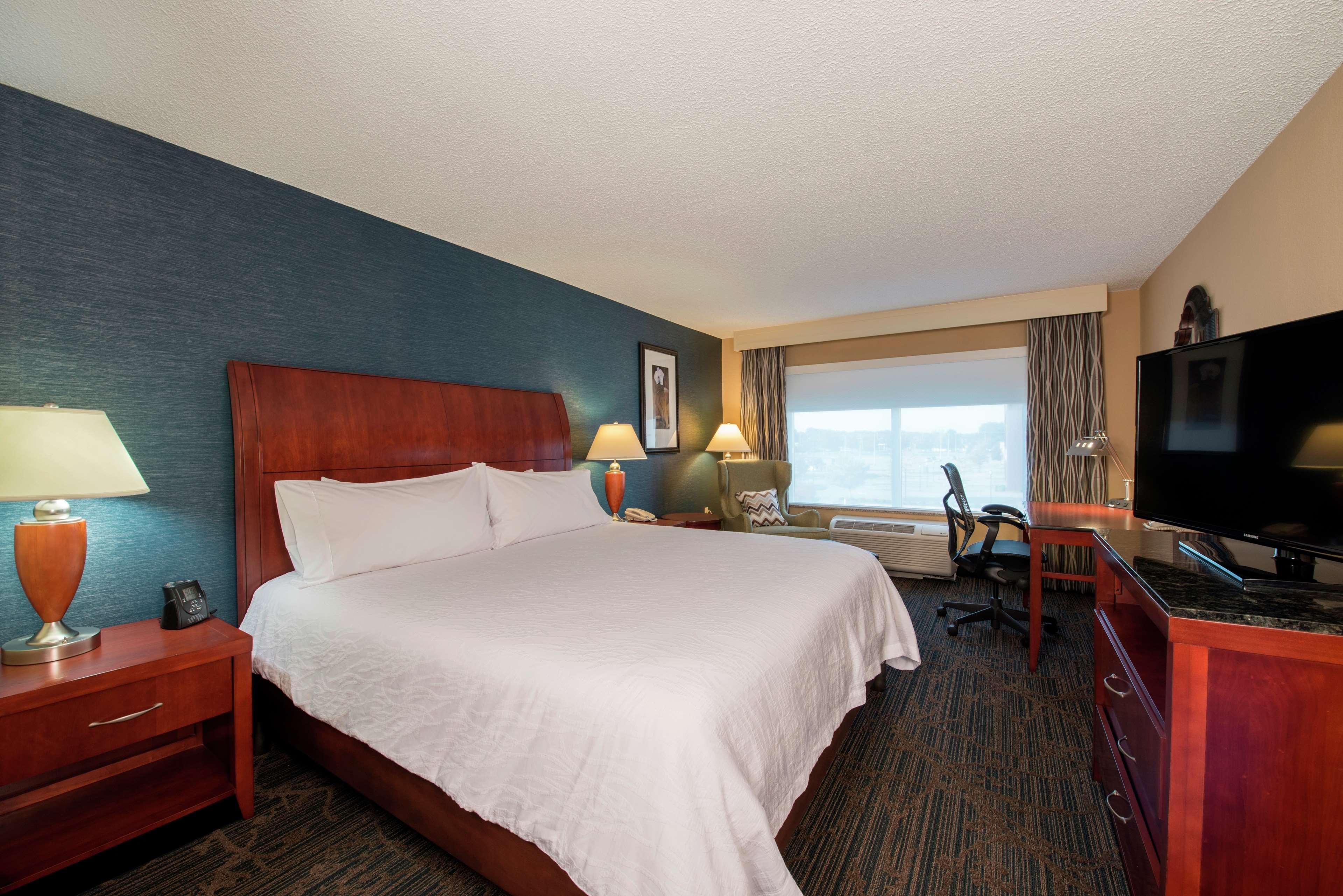 Hilton Garden Inn Тупело Екстериор снимка