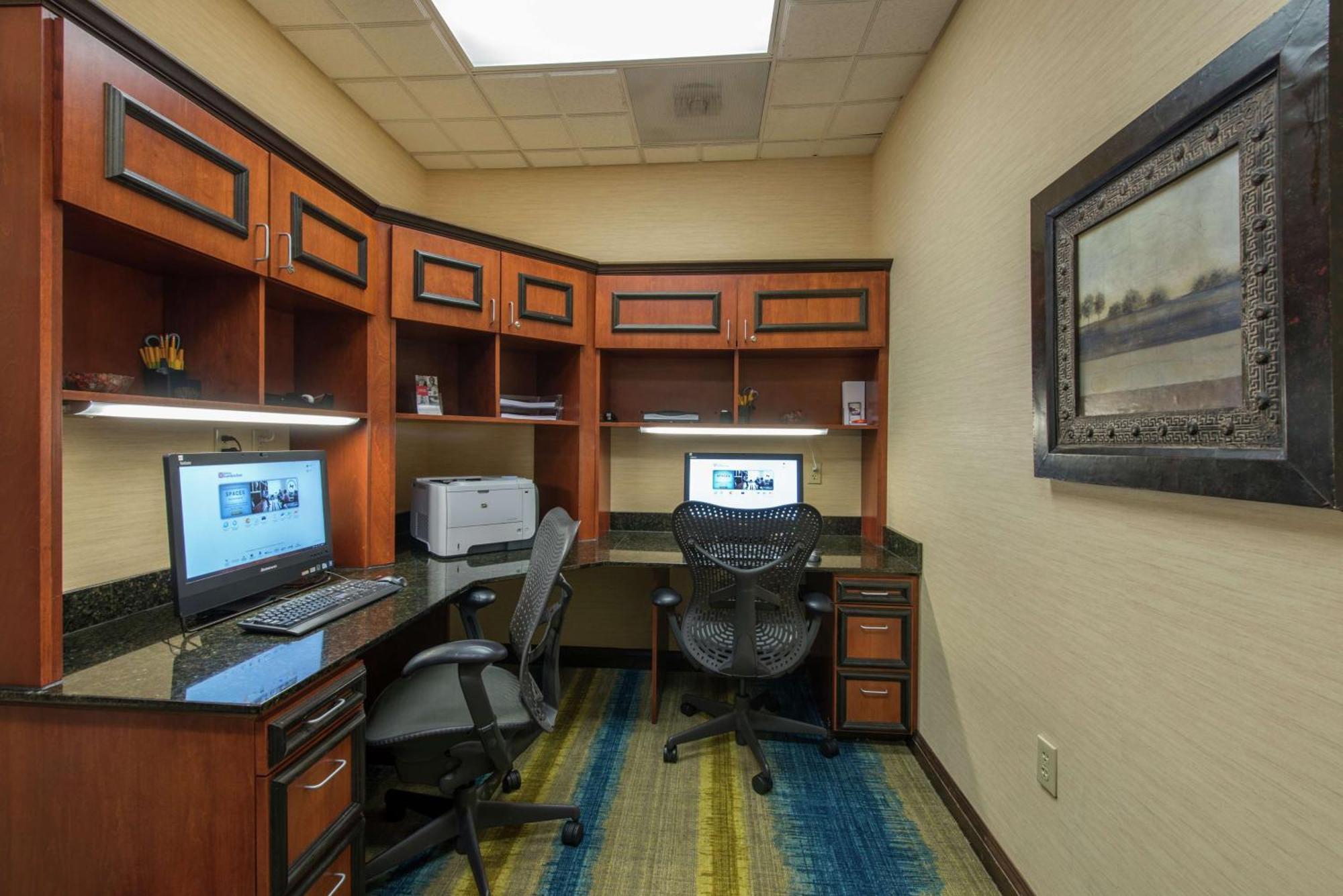 Hilton Garden Inn Тупело Екстериор снимка