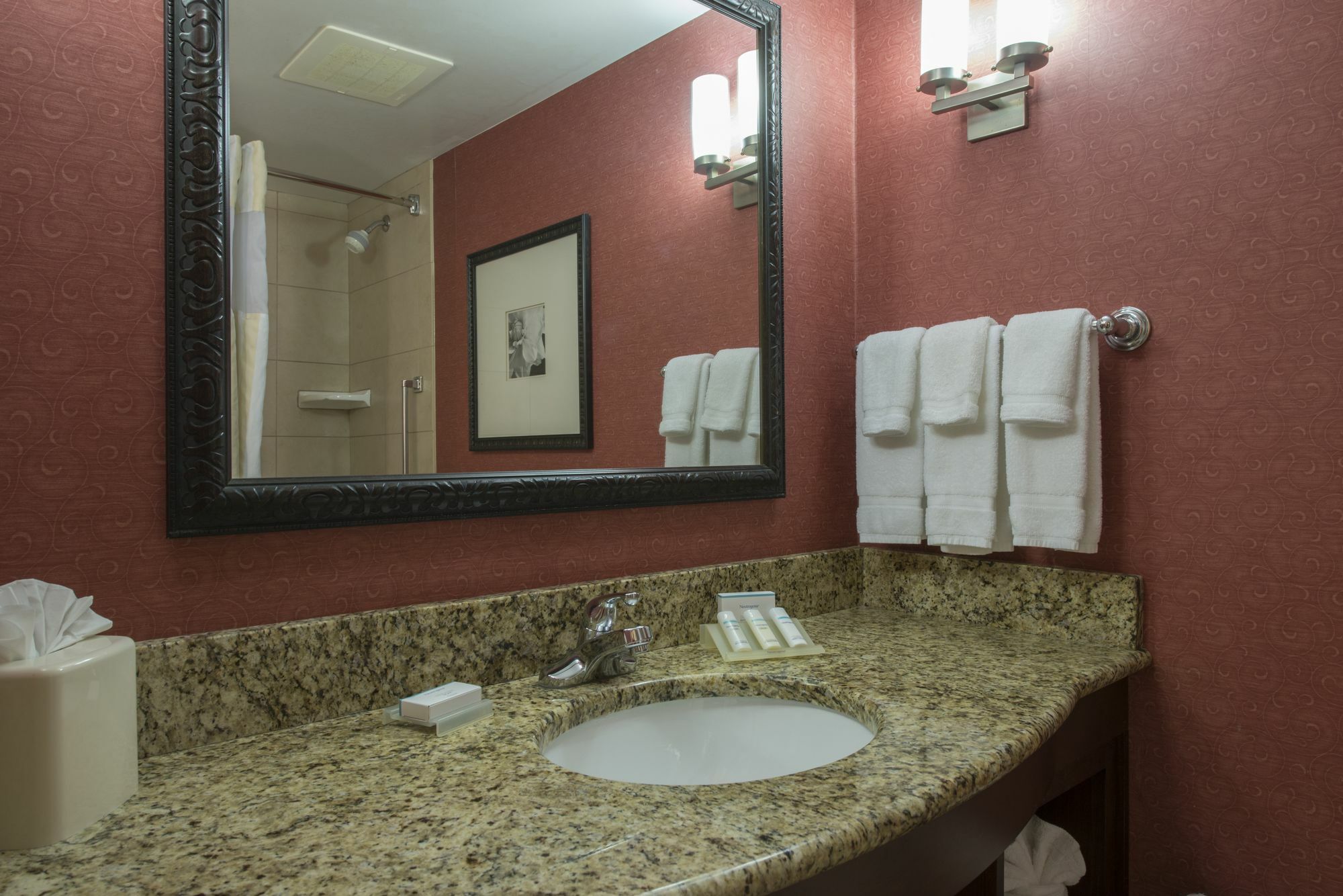 Hilton Garden Inn Тупело Екстериор снимка